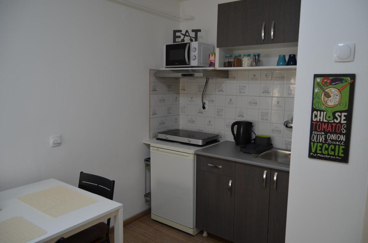 Mikmari Apartman Subotica Exterior foto